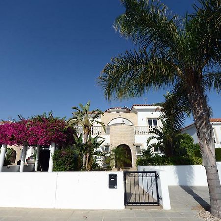 Karythia Villa Pyla Luaran gambar