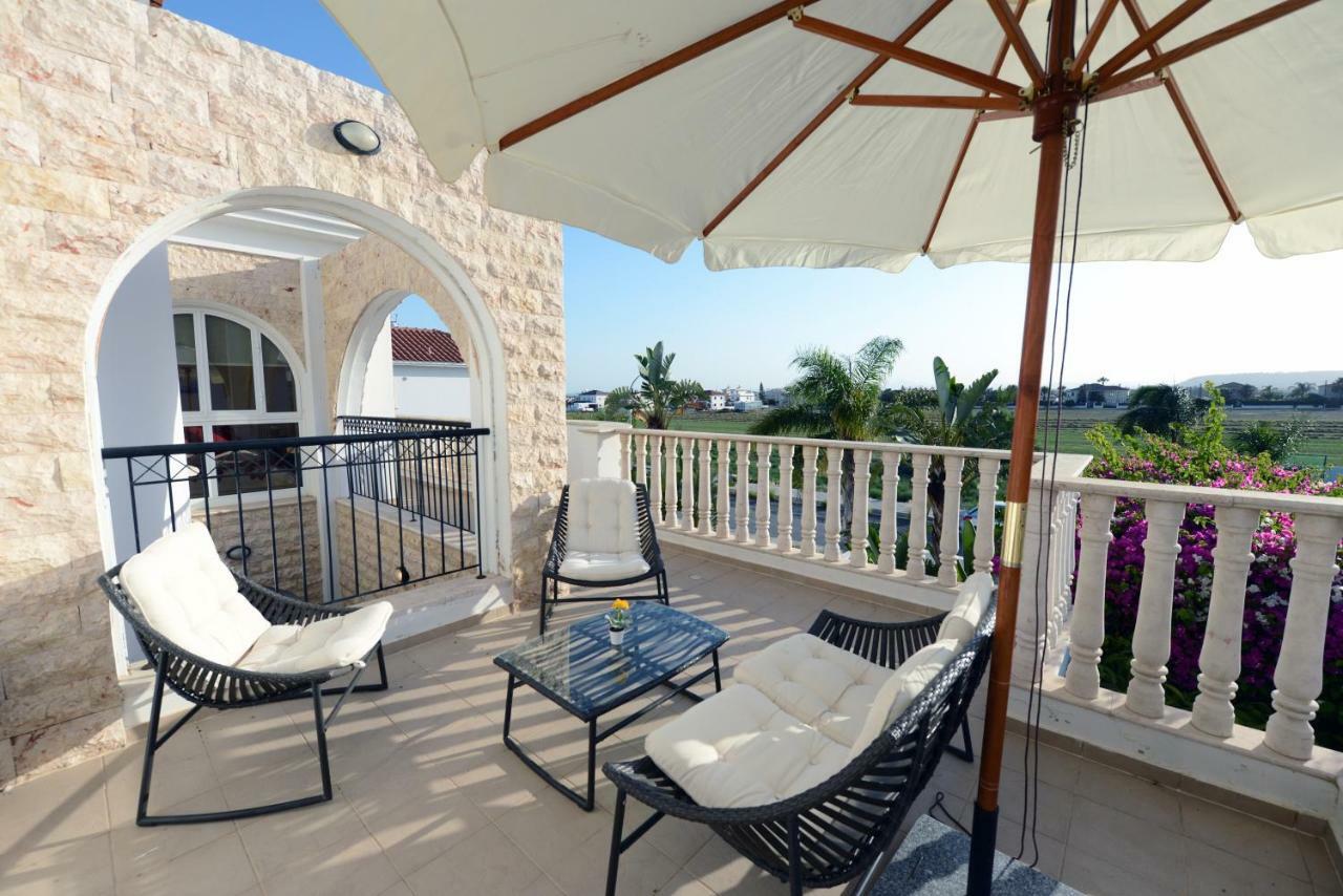 Karythia Villa Pyla Luaran gambar