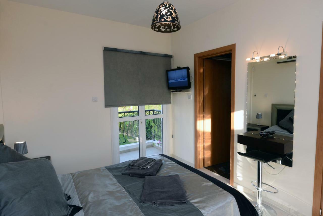 Karythia Villa Pyla Luaran gambar