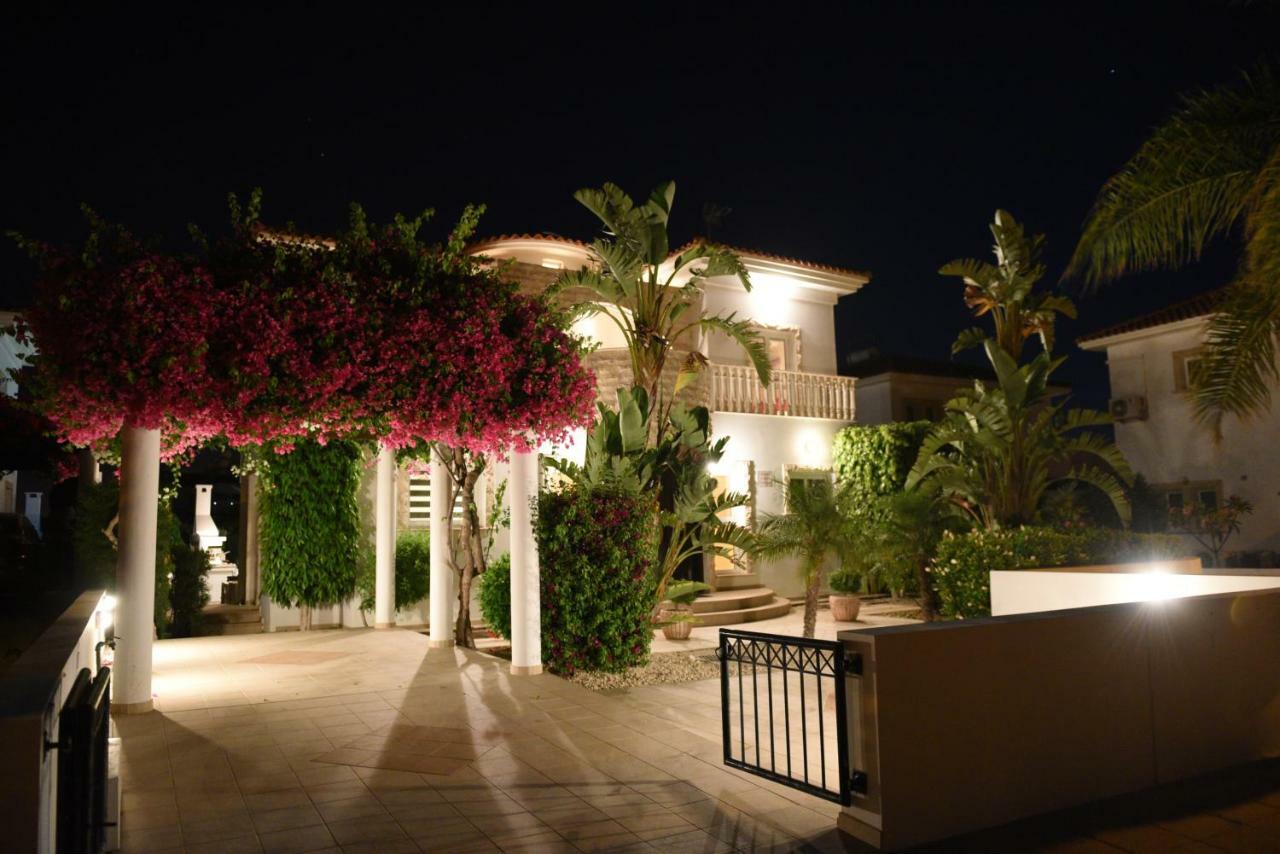 Karythia Villa Pyla Luaran gambar