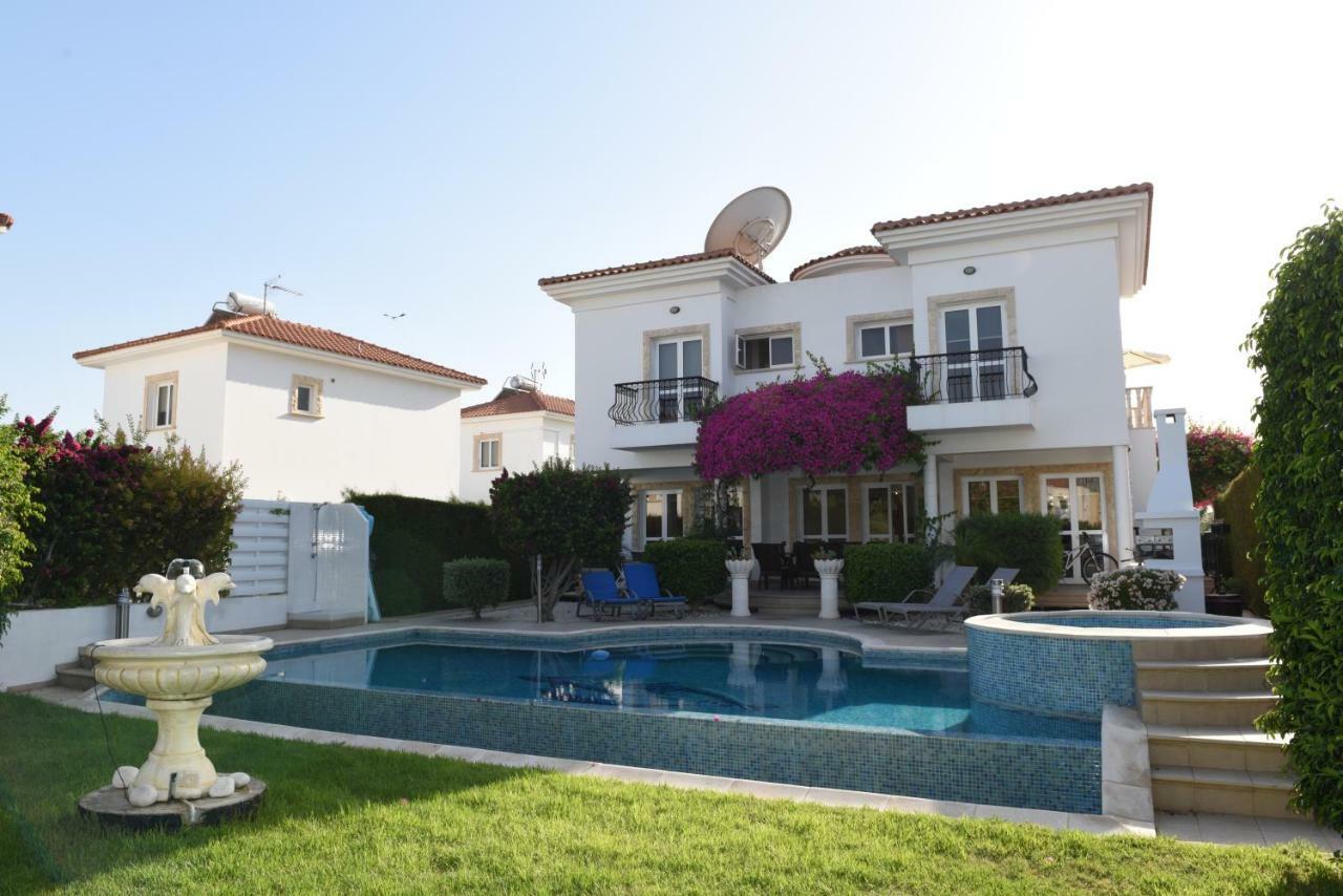 Karythia Villa Pyla Luaran gambar