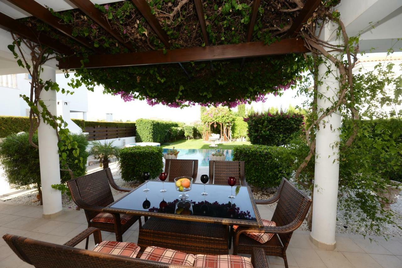 Karythia Villa Pyla Luaran gambar